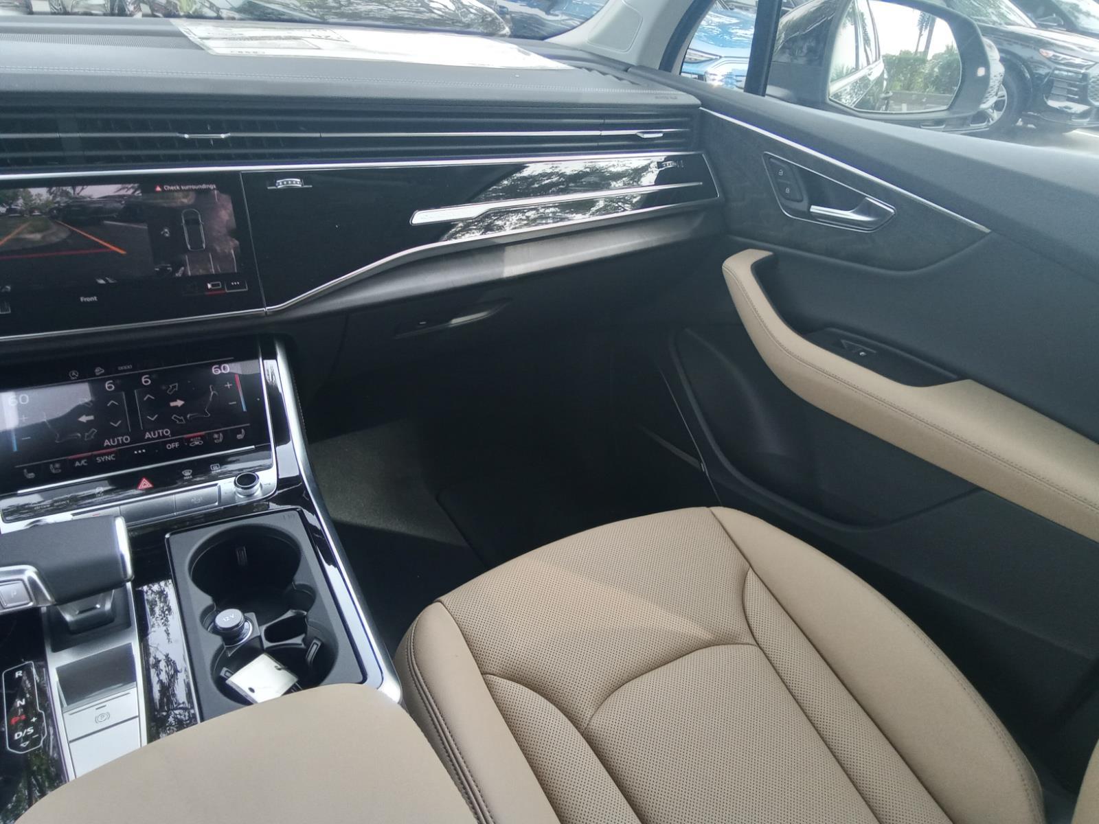 2025 Audi Q7 Premium Plus