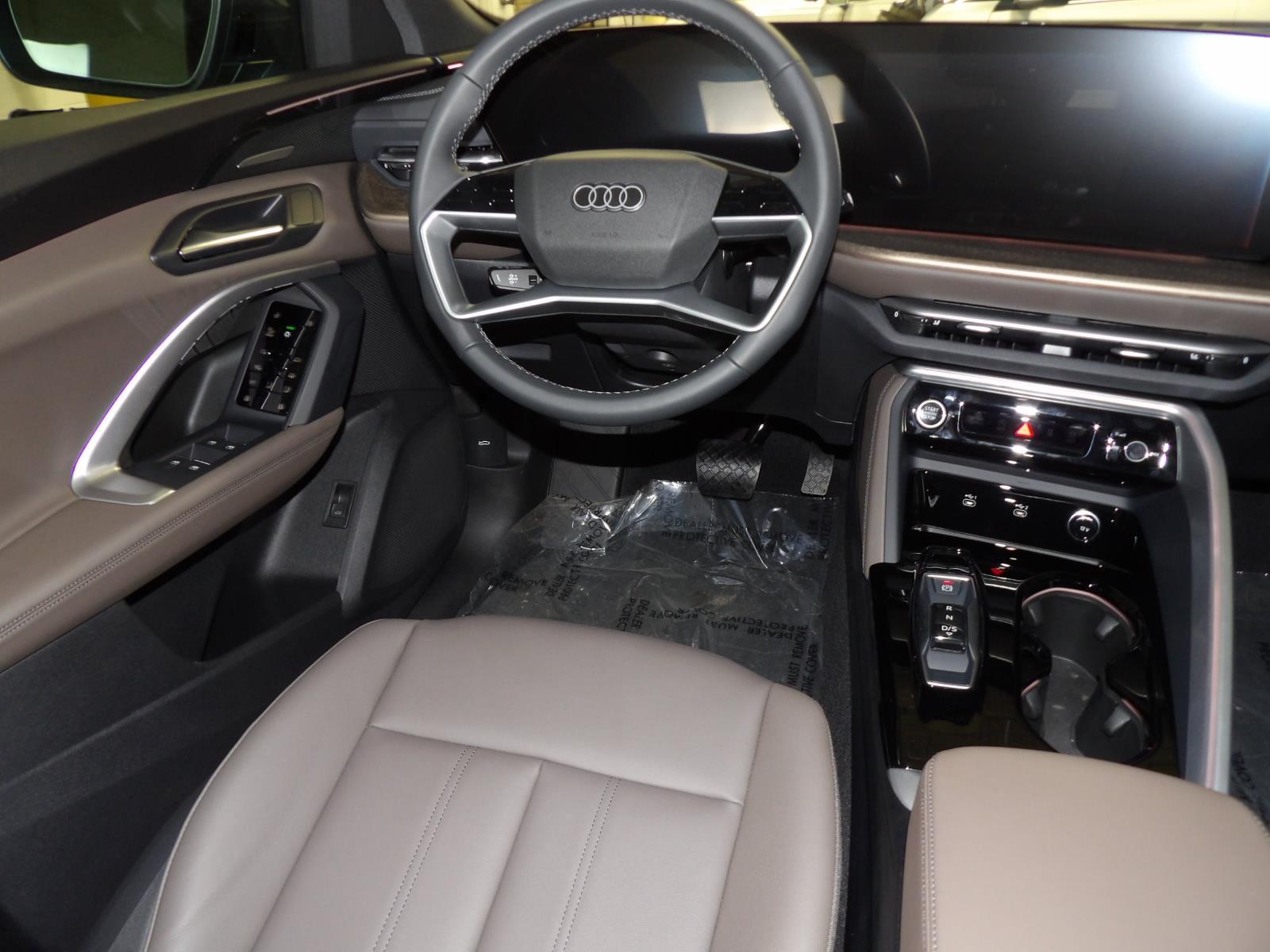 2025 Audi Q5 Premium Plus