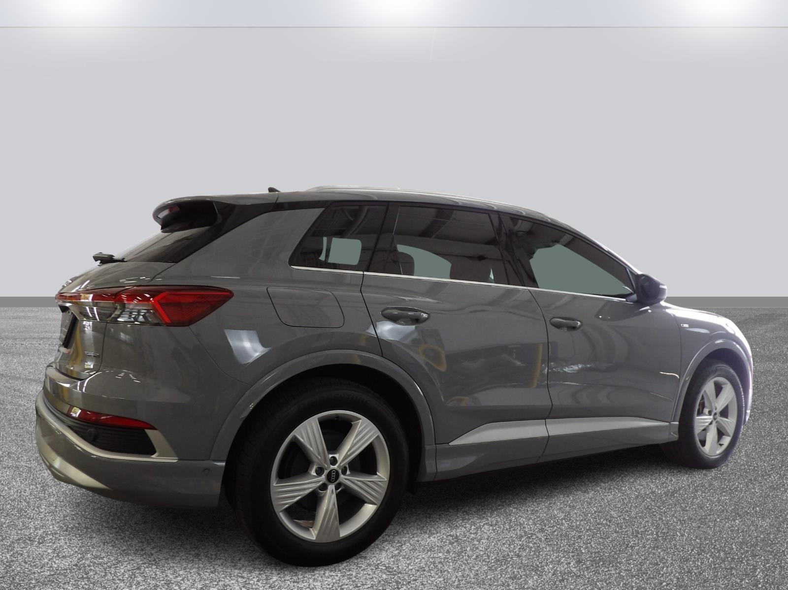 2024 Audi Q4 e-tron Premium Plus