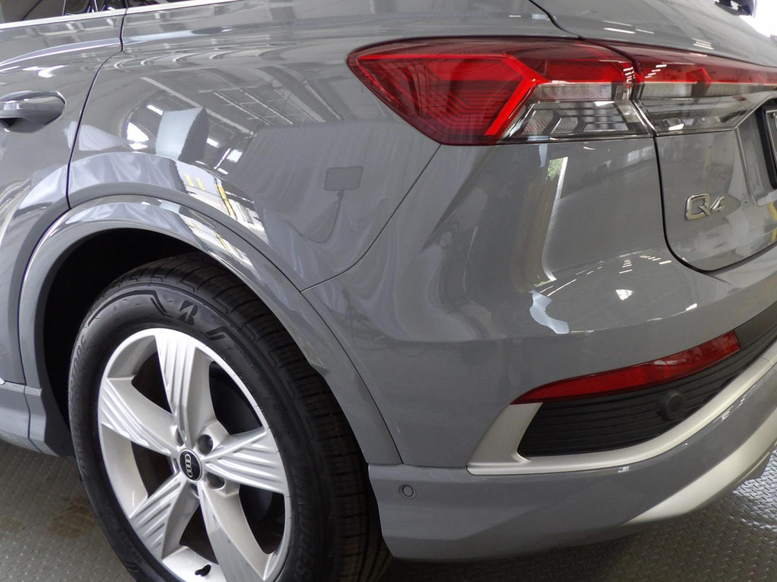 2024 Audi Q4 e-tron Premium Plus