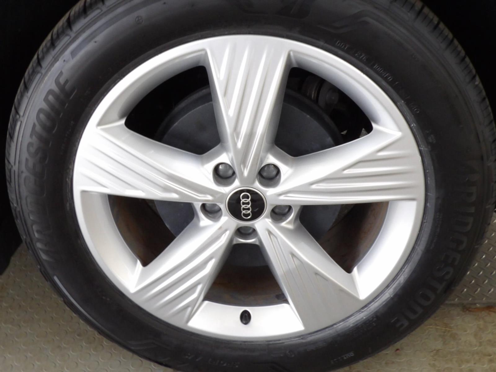 2024 Audi Q4 e-tron Premium Plus