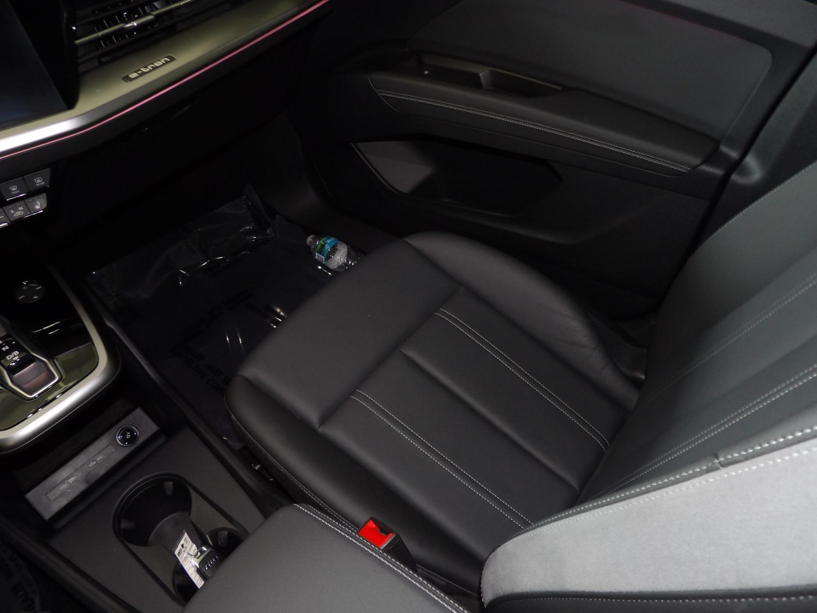 2024 Audi Q4 e-tron Premium Plus
