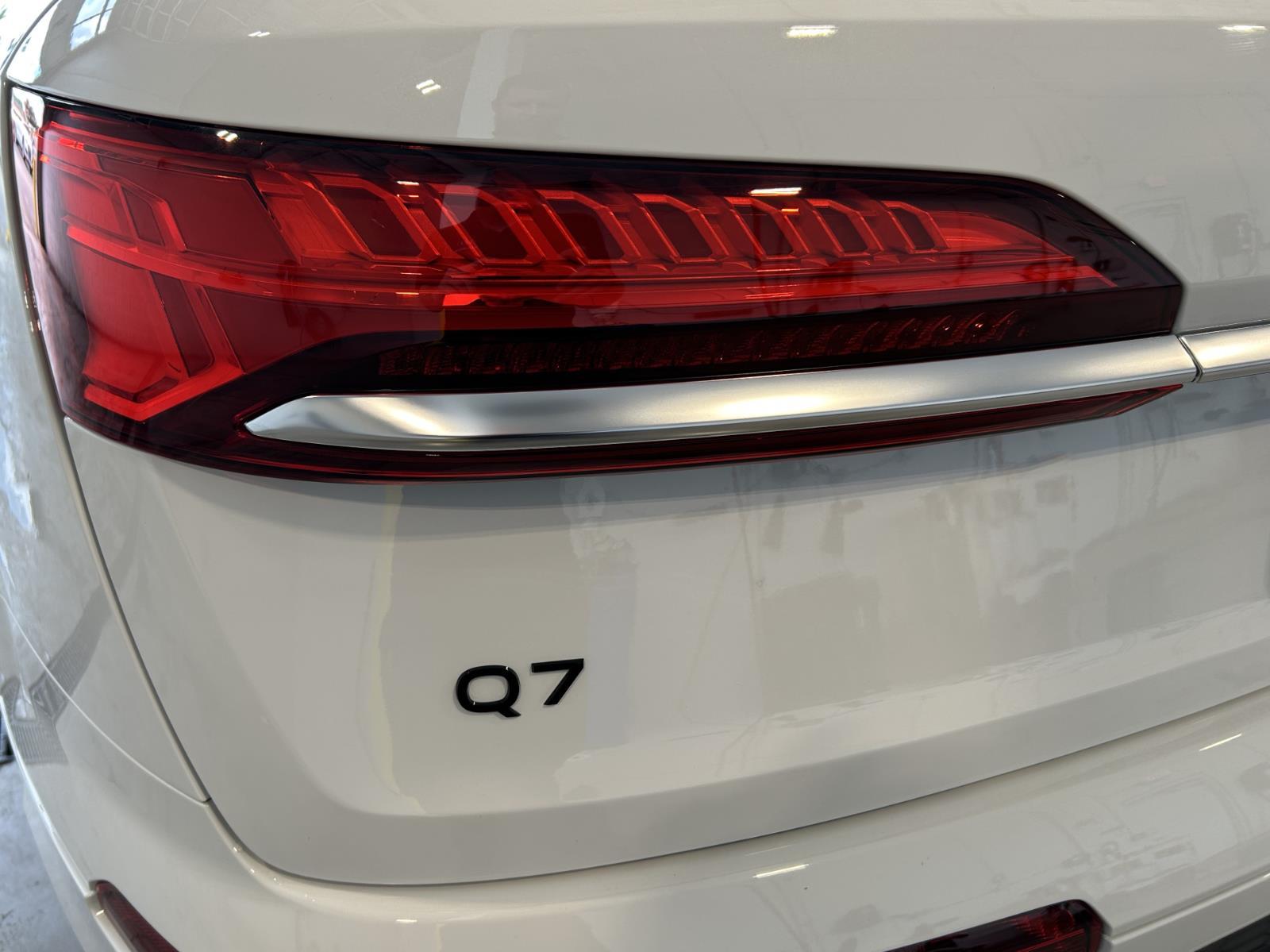 2025 Audi Q7 Premium Plus