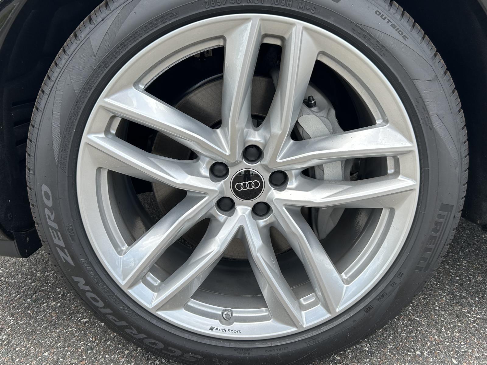 2025 Audi Q7 Premium Plus