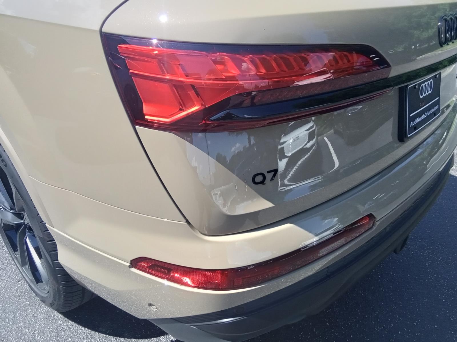 2025 Audi Q7 Premium Plus