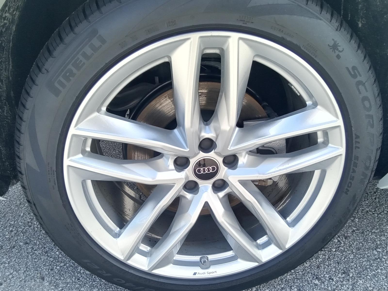 2025 Audi Q7 Premium Plus