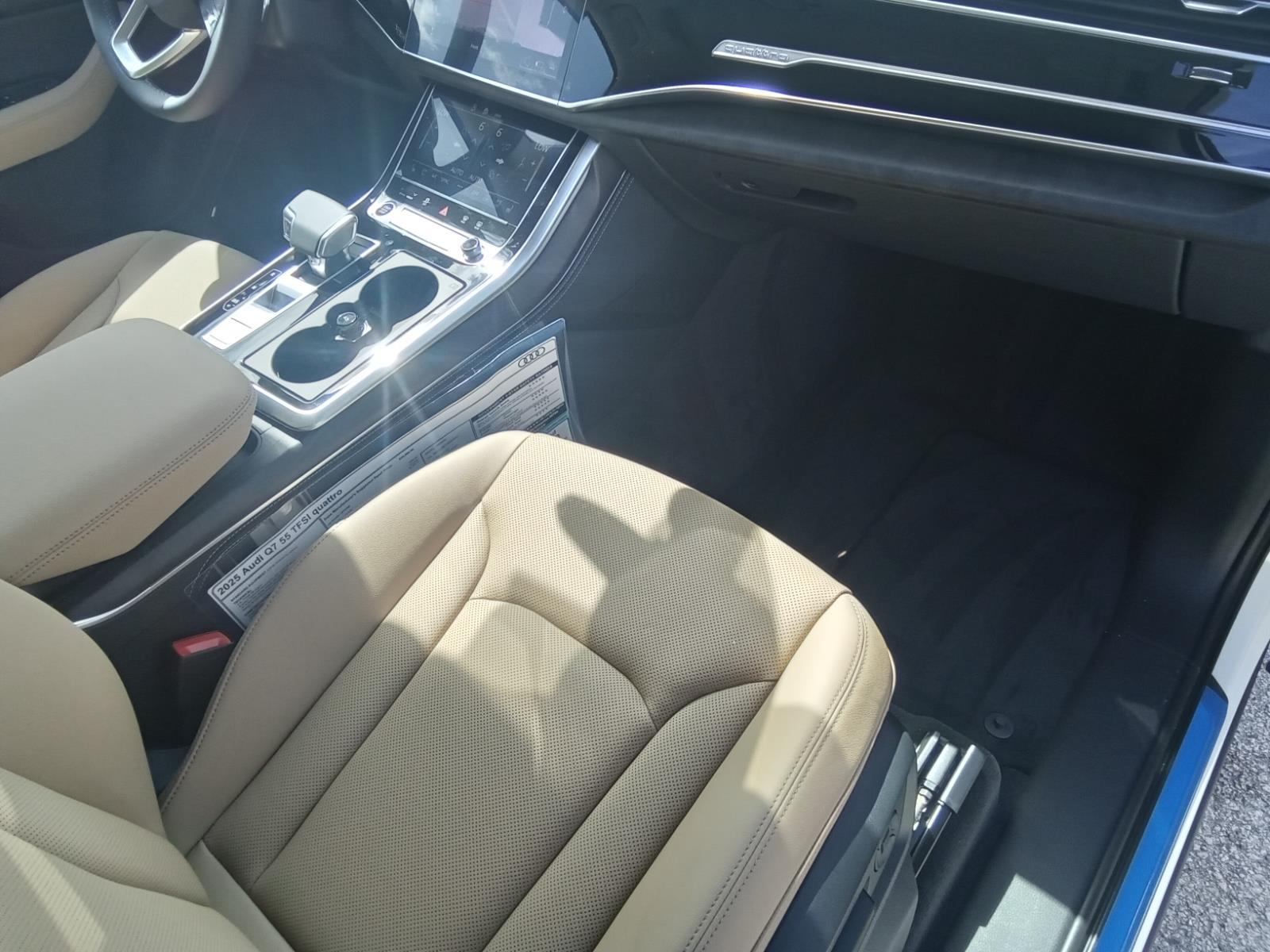 2025 Audi Q7 Premium Plus