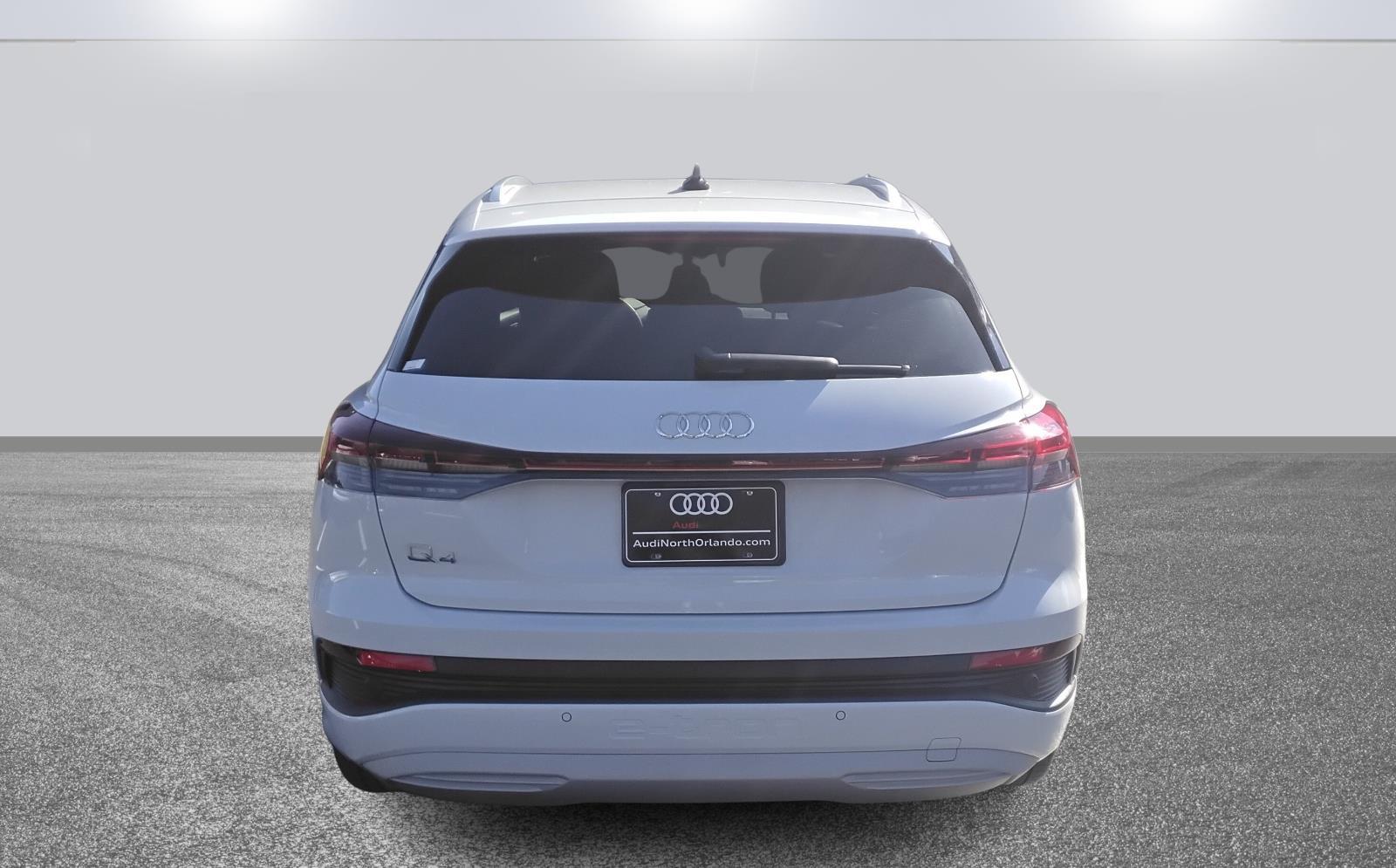 2024 Audi Q4 e-tron Premium Plus