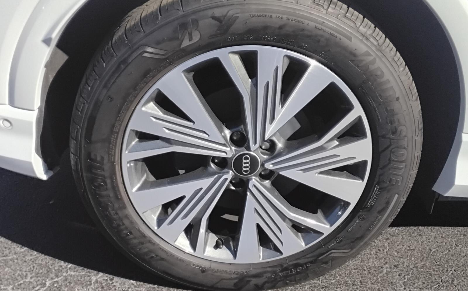 2024 Audi Q4 e-tron Premium Plus