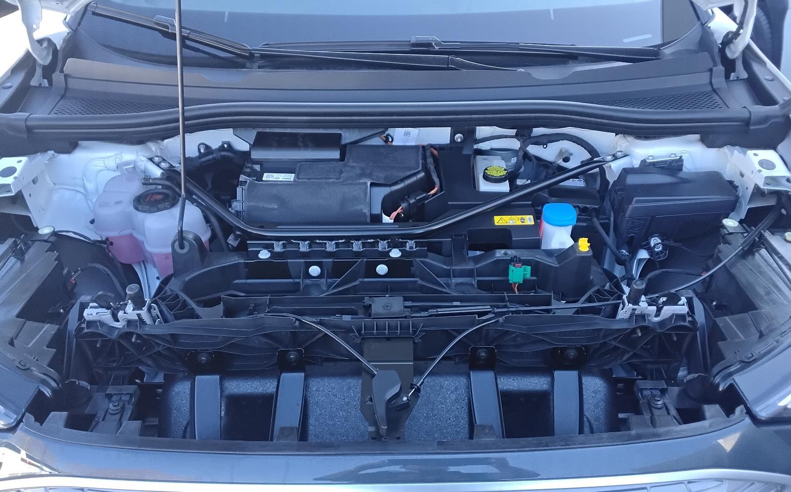 2024 Audi Q4 e-tron Premium Plus