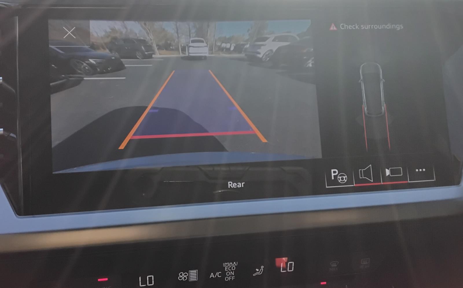 2024 Audi Q4 e-tron Premium Plus