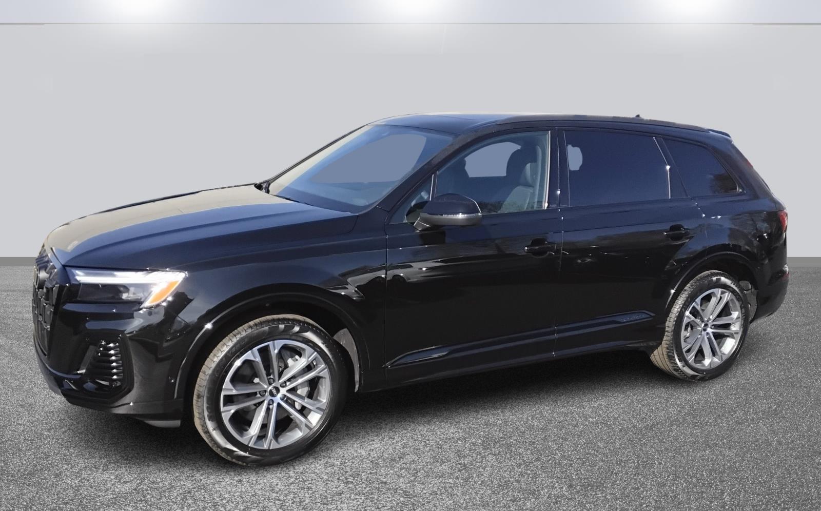 2026 Audi Q7 Premium