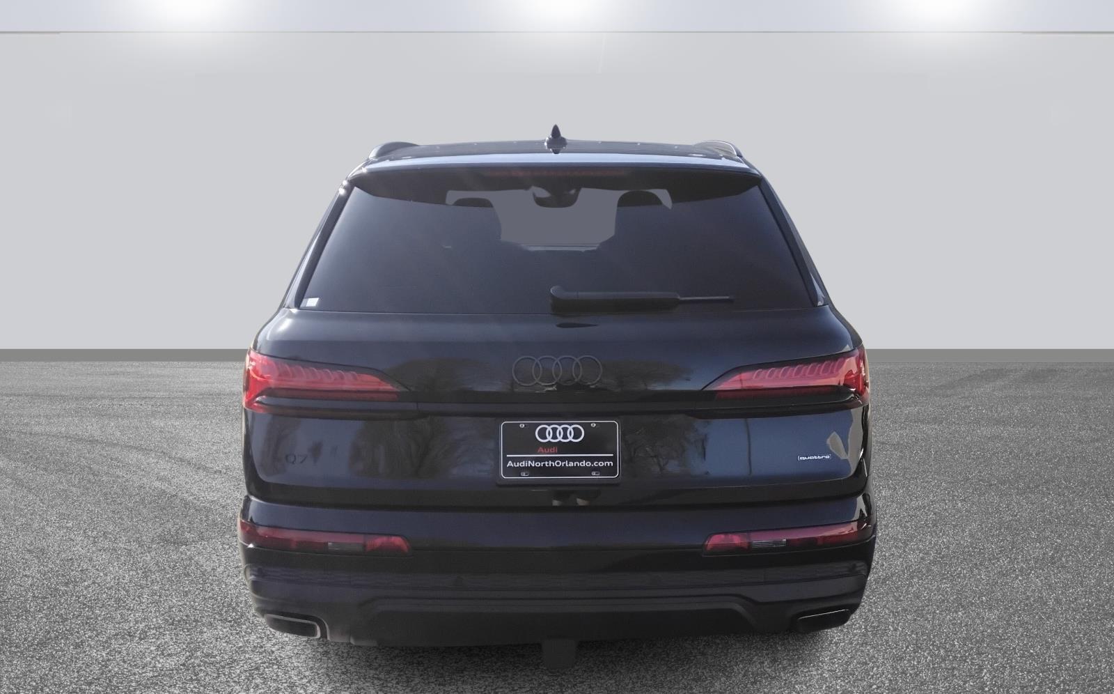 2026 Audi Q7 Premium