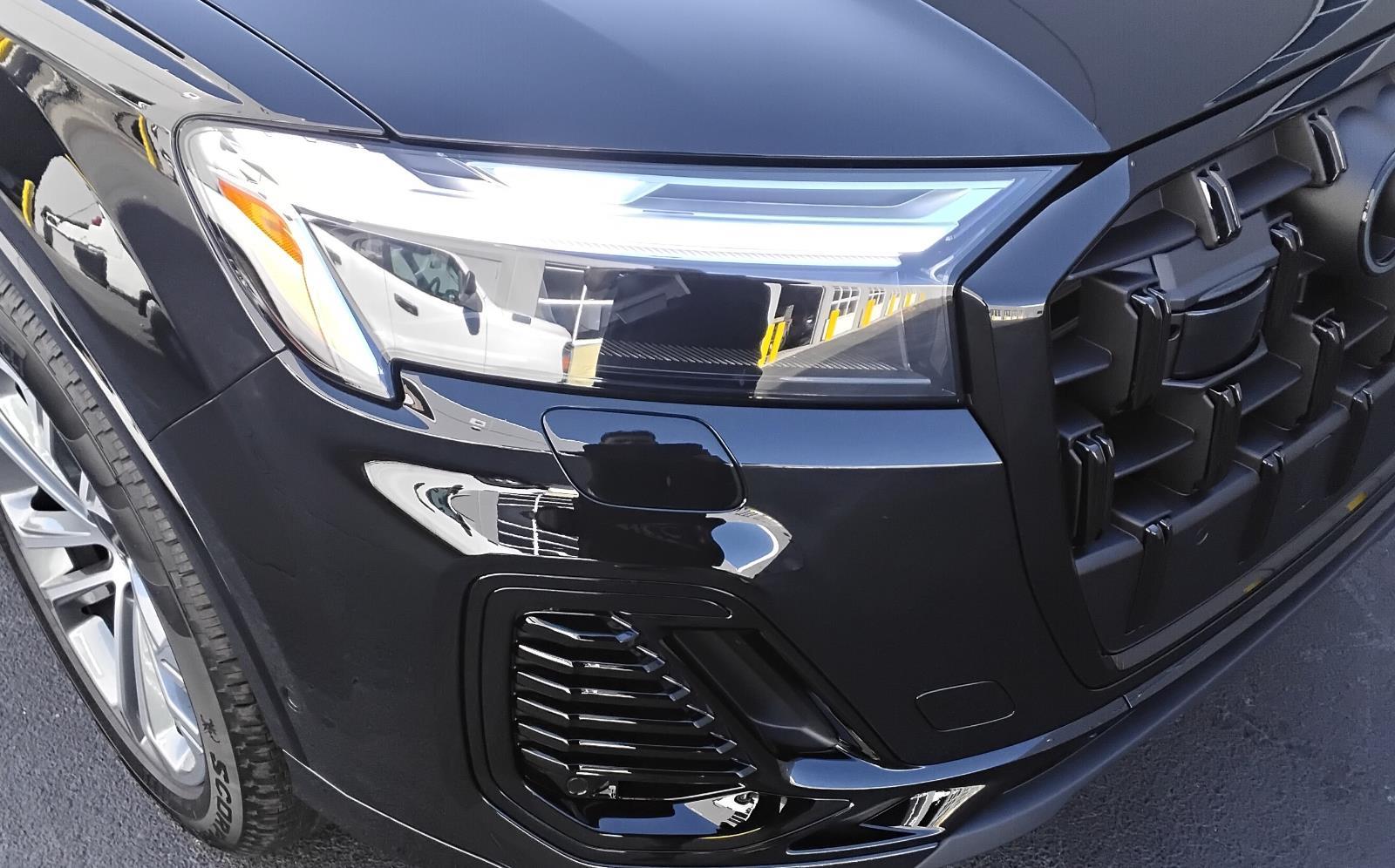 2026 Audi Q7 Premium