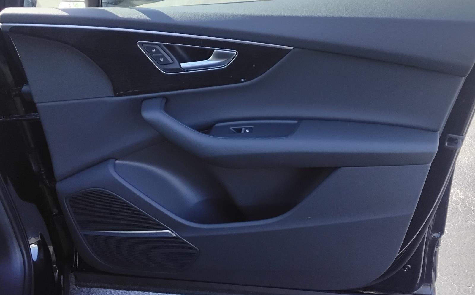 2026 Audi Q7 Premium