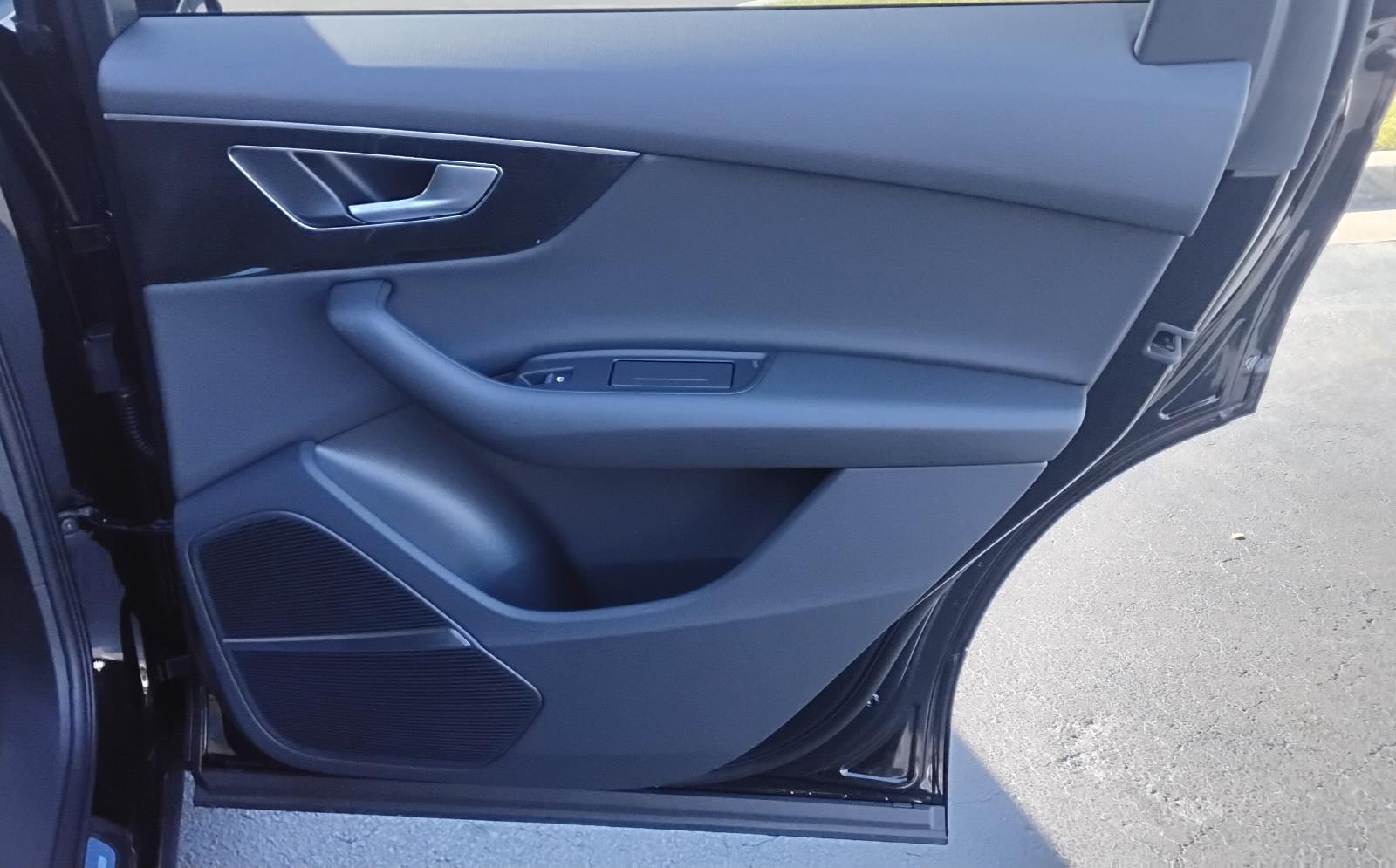 2026 Audi Q7 Premium