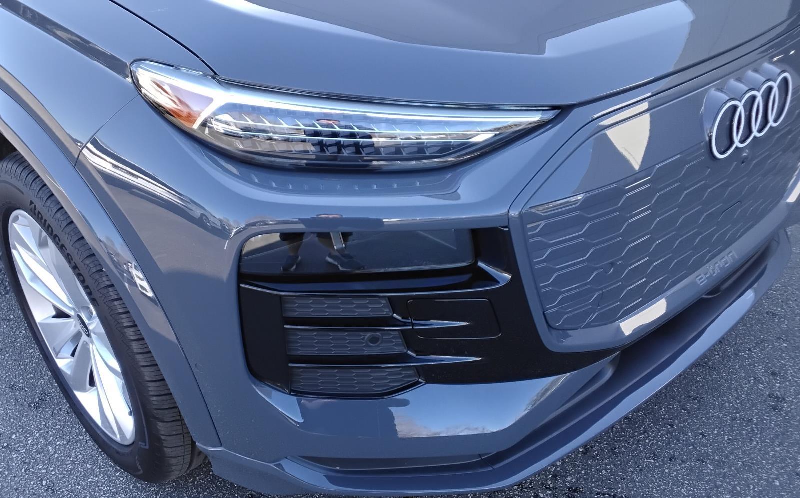 2025 Audi Q6 e-tron Premium Plus