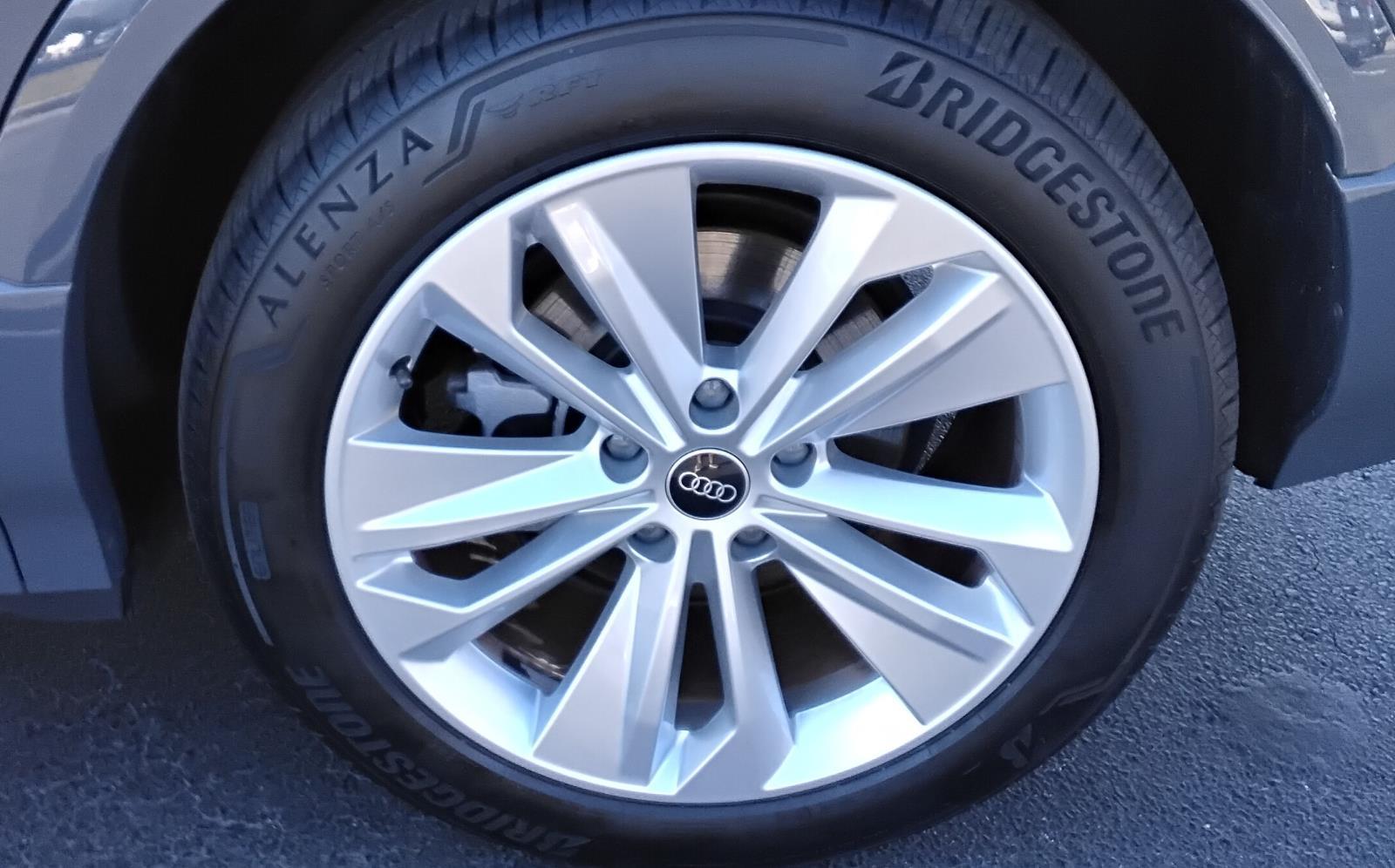 2025 Audi Q6 e-tron Premium Plus