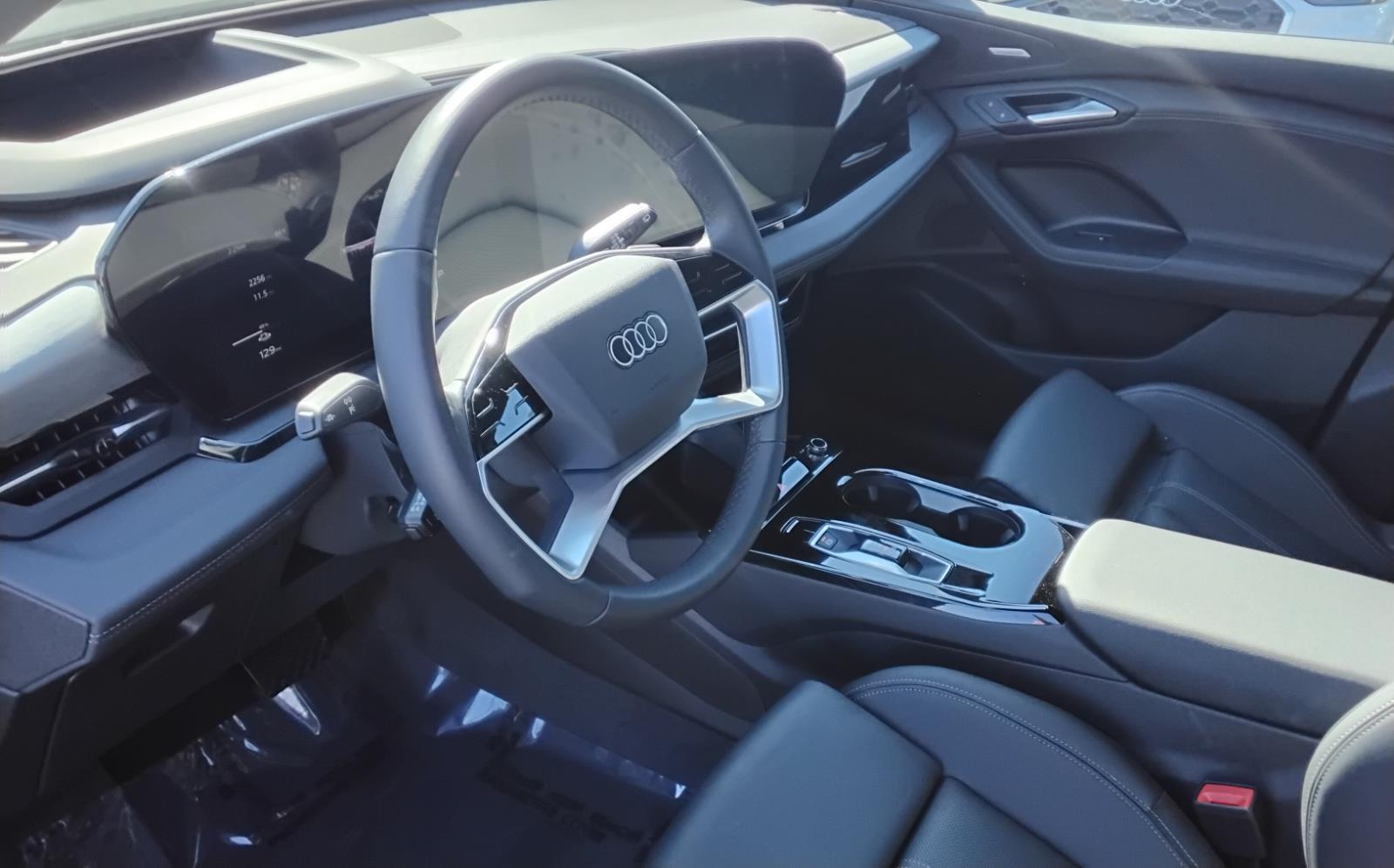 2025 Audi Q6 e-tron Premium Plus