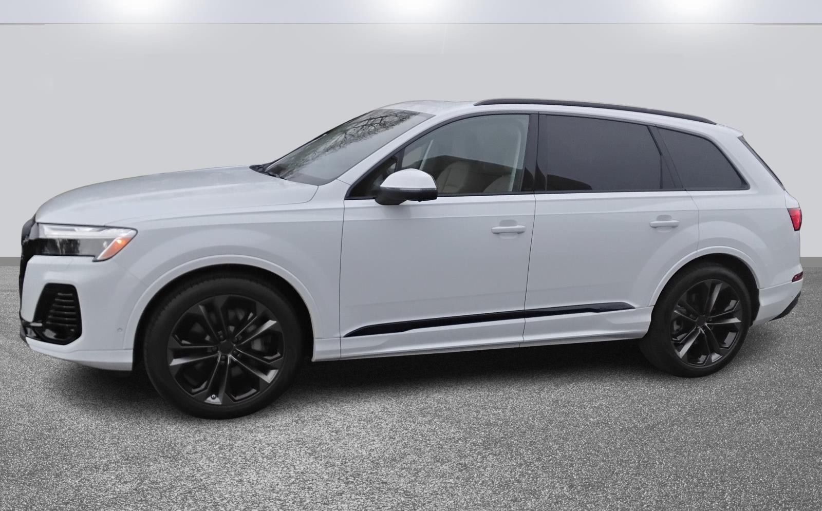 2026 Audi Q7 Premium Plus