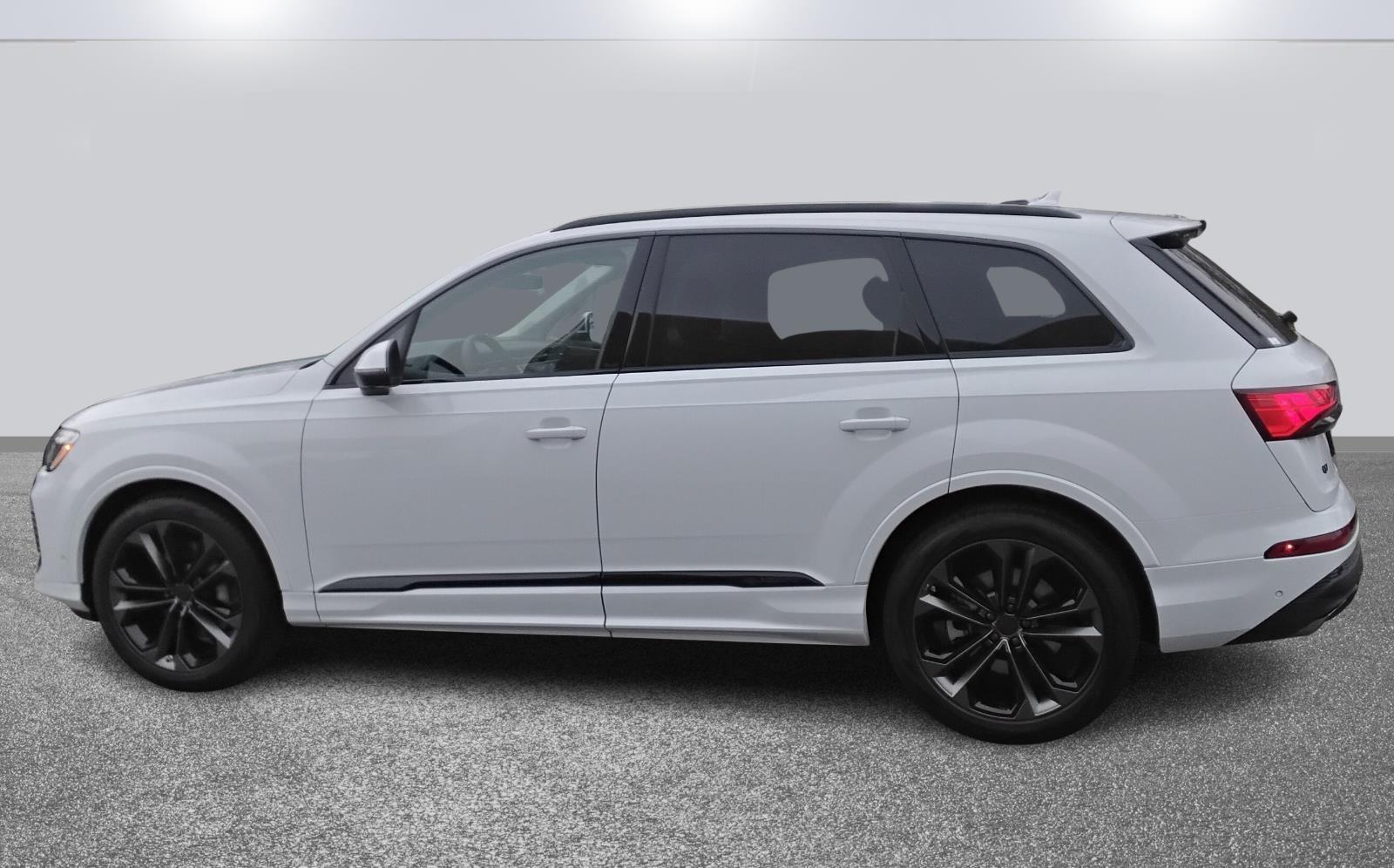 2026 Audi Q7 Premium Plus