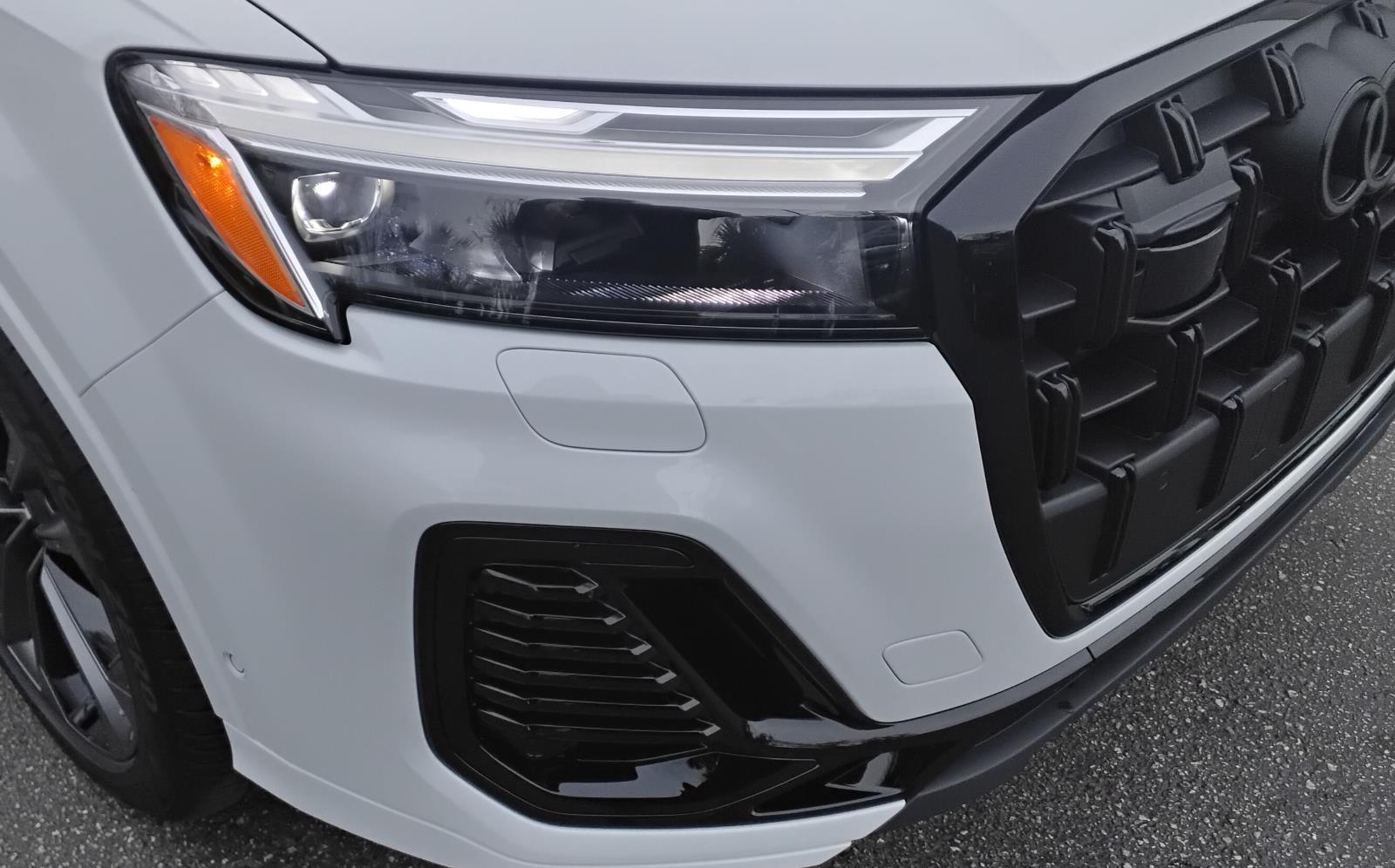 2026 Audi Q7 Premium Plus