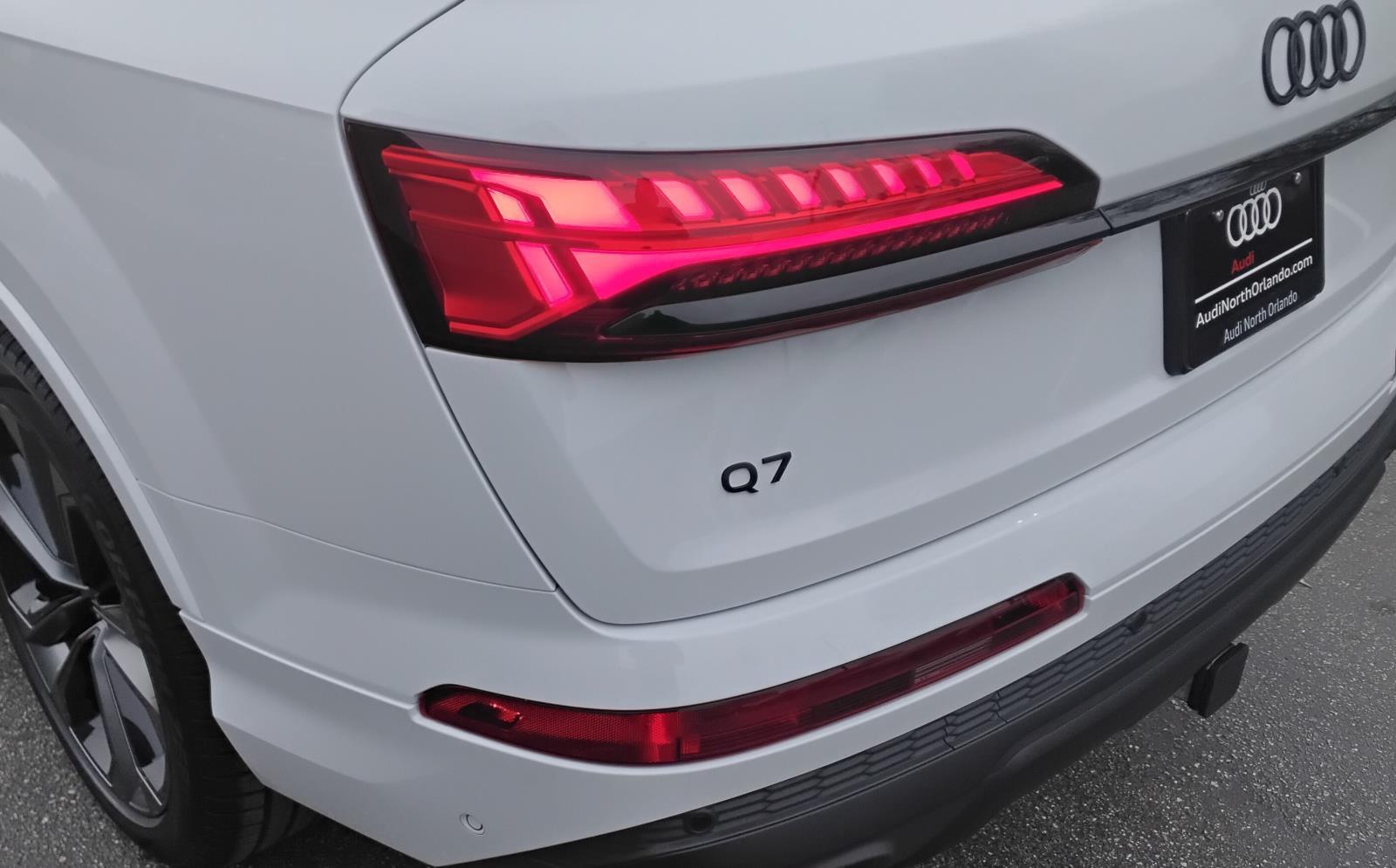 2026 Audi Q7 Premium Plus