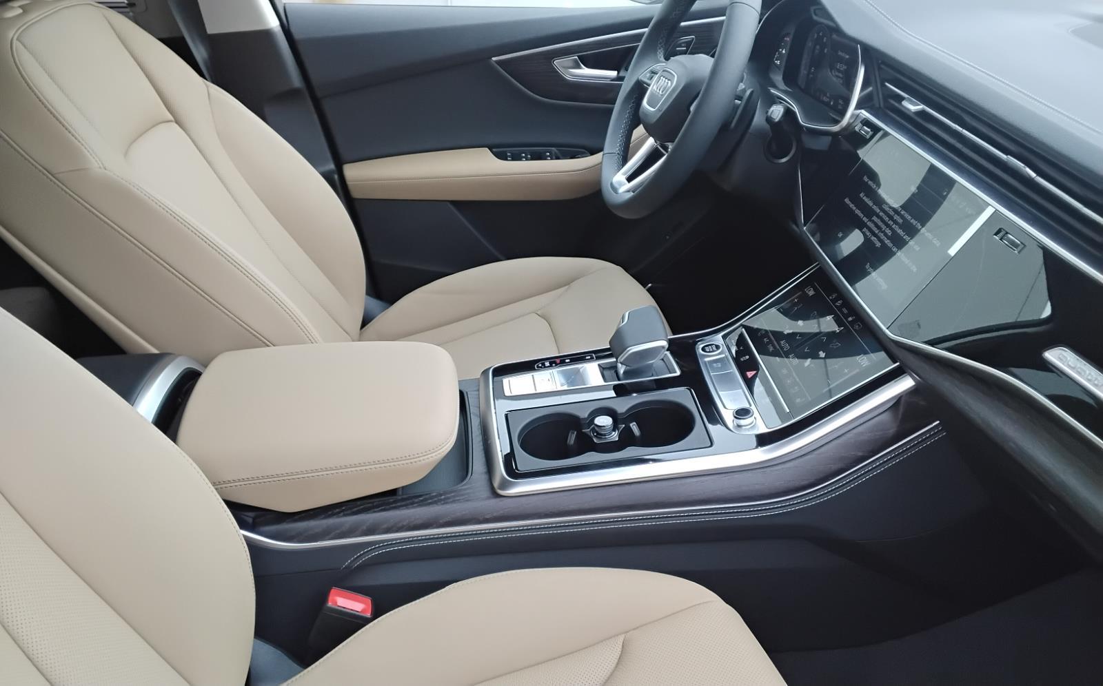 2026 Audi Q7 Premium Plus