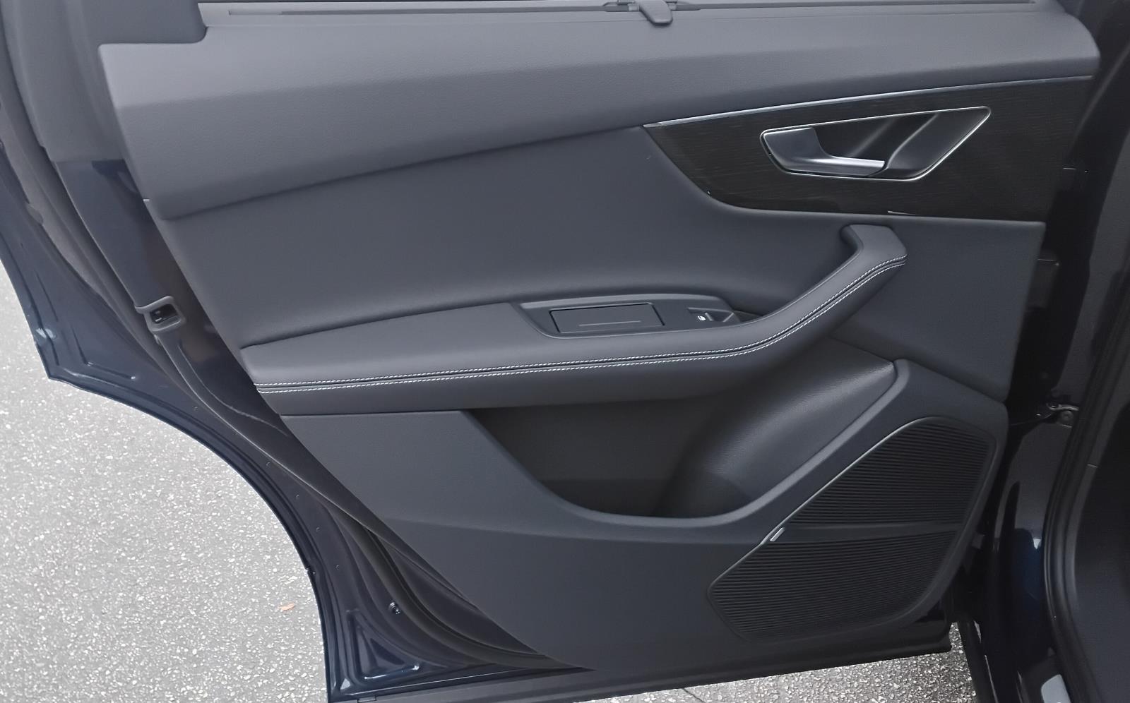 2026 Audi Q7 Premium Plus