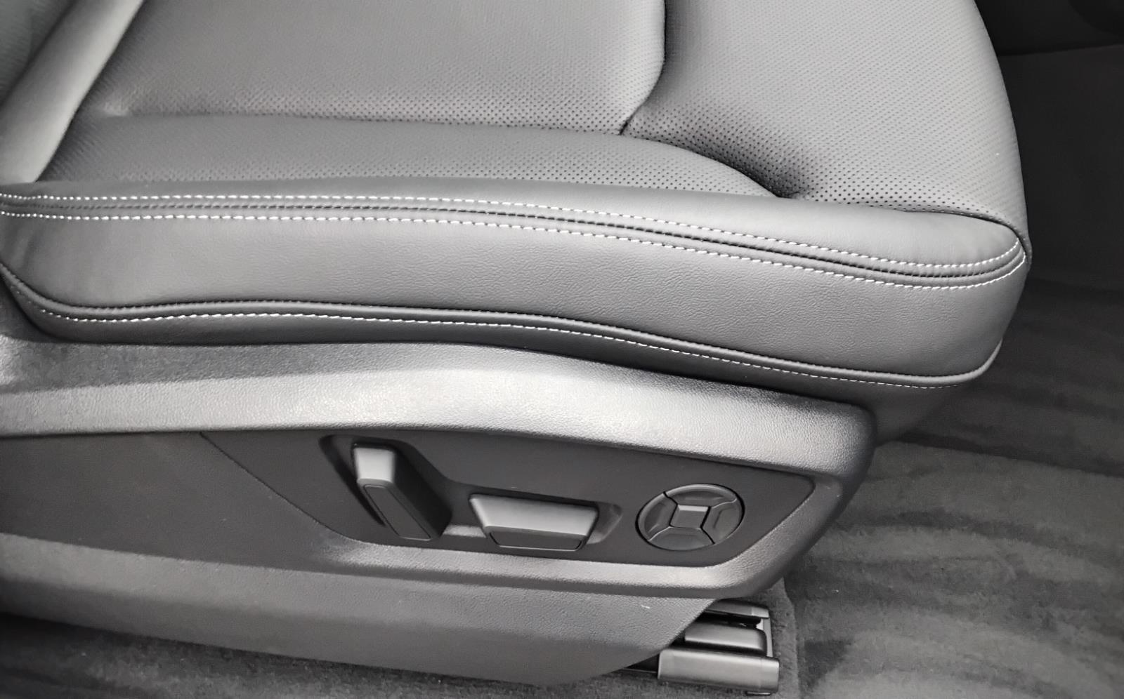 2026 Audi Q7 Premium Plus