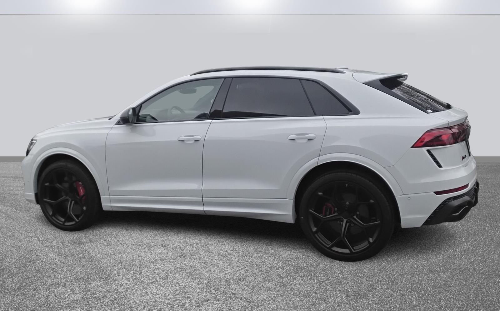 2026 Audi RS Q8 performance