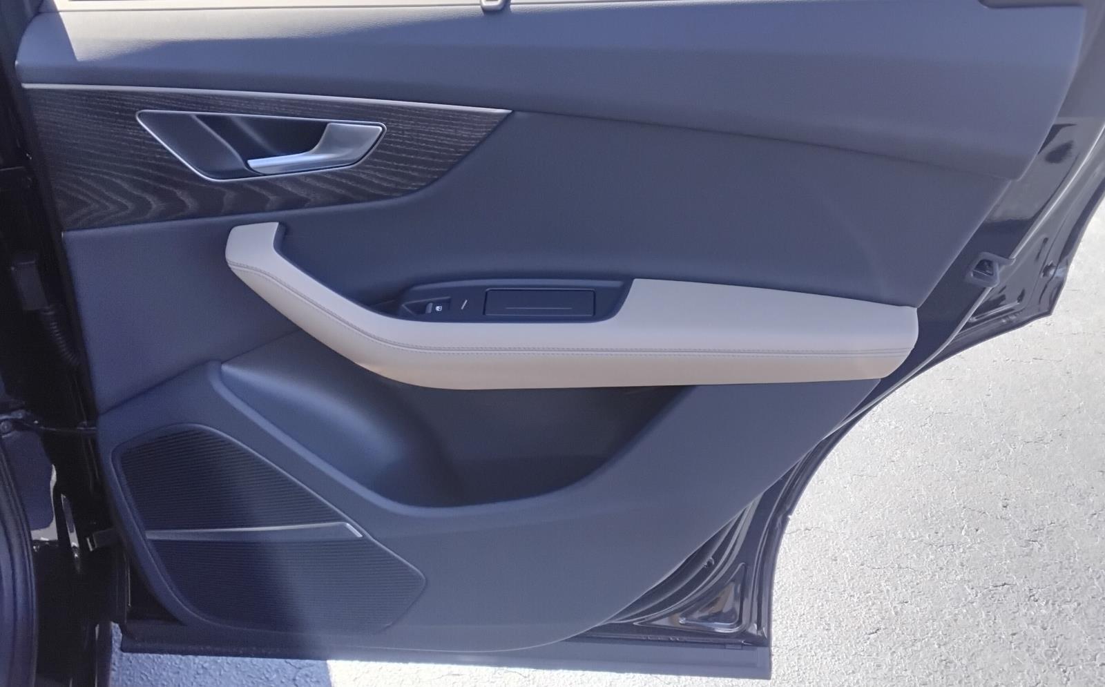 2026 Audi Q7 Premium Plus