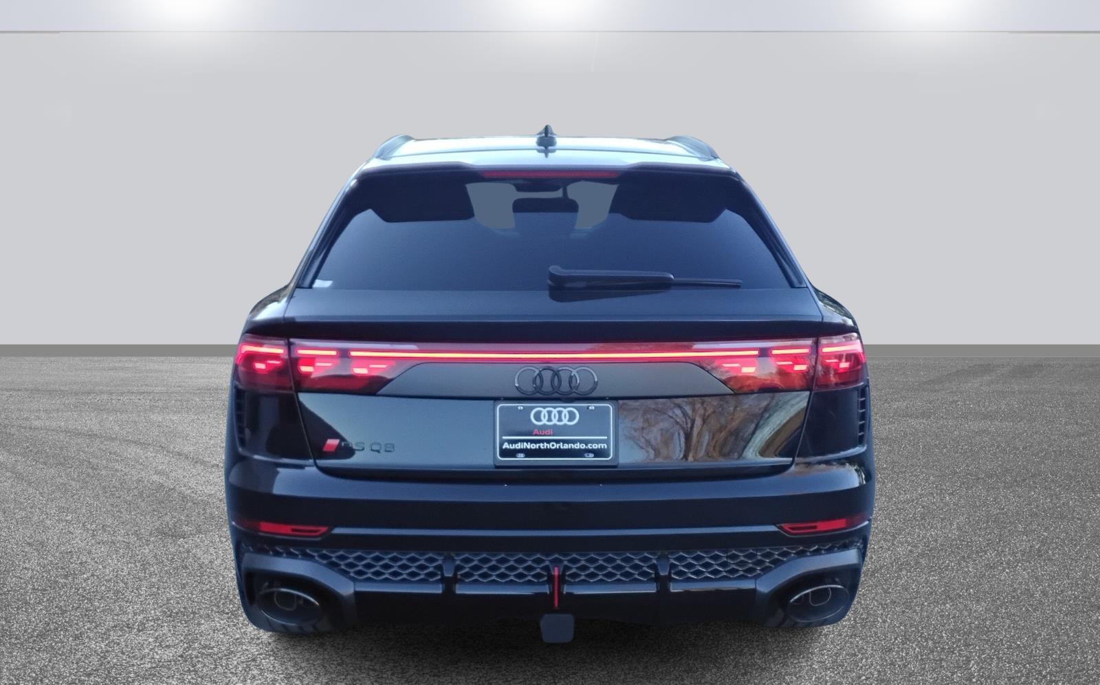 2026 Audi RS Q8 performance