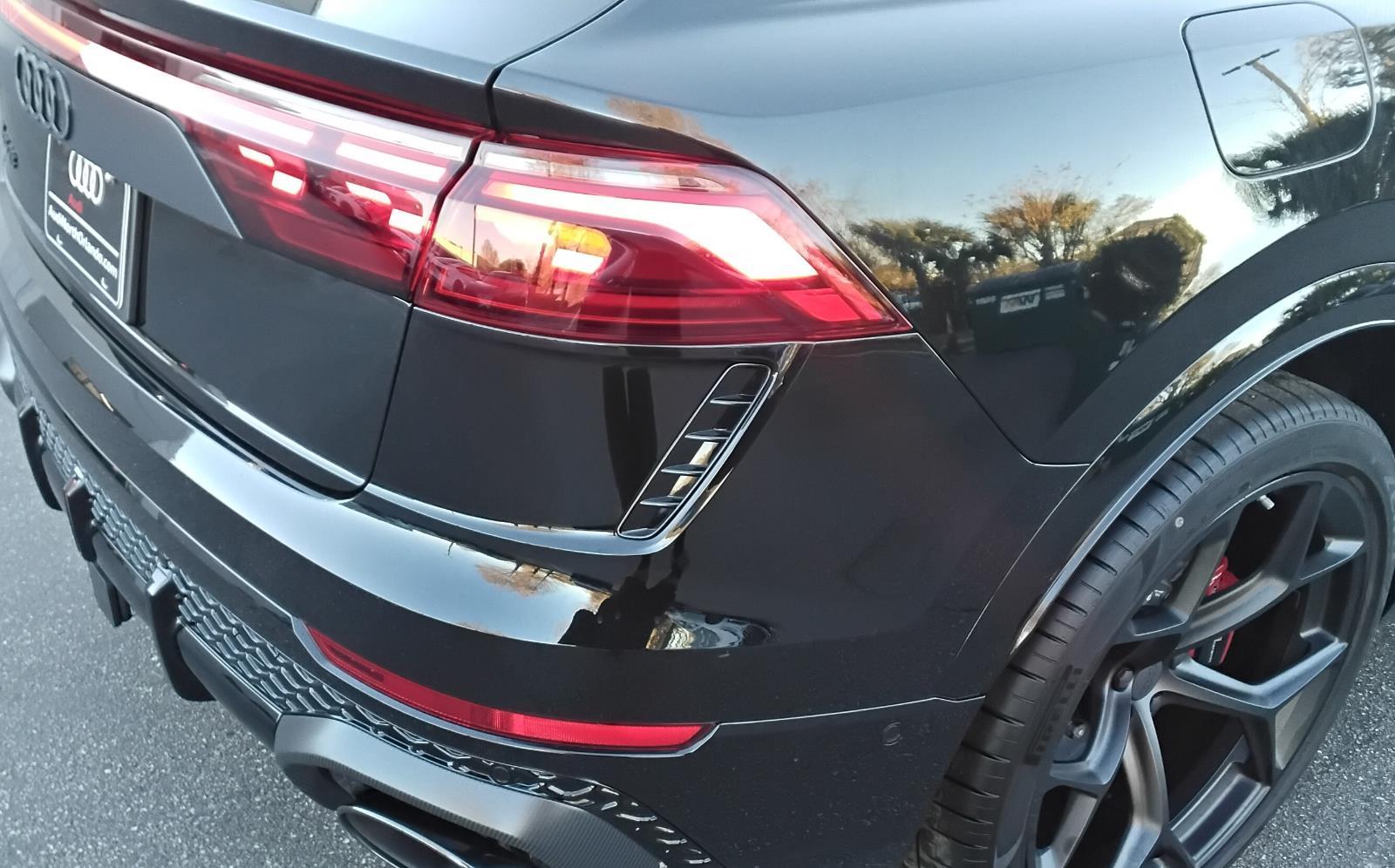 2026 Audi RS Q8 performance