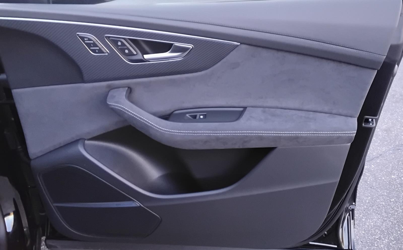 2026 Audi RS Q8 performance