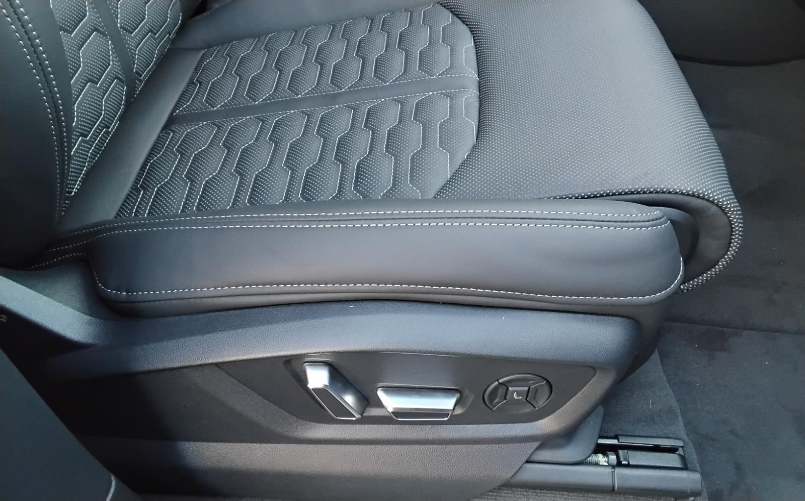 2026 Audi RS Q8 performance