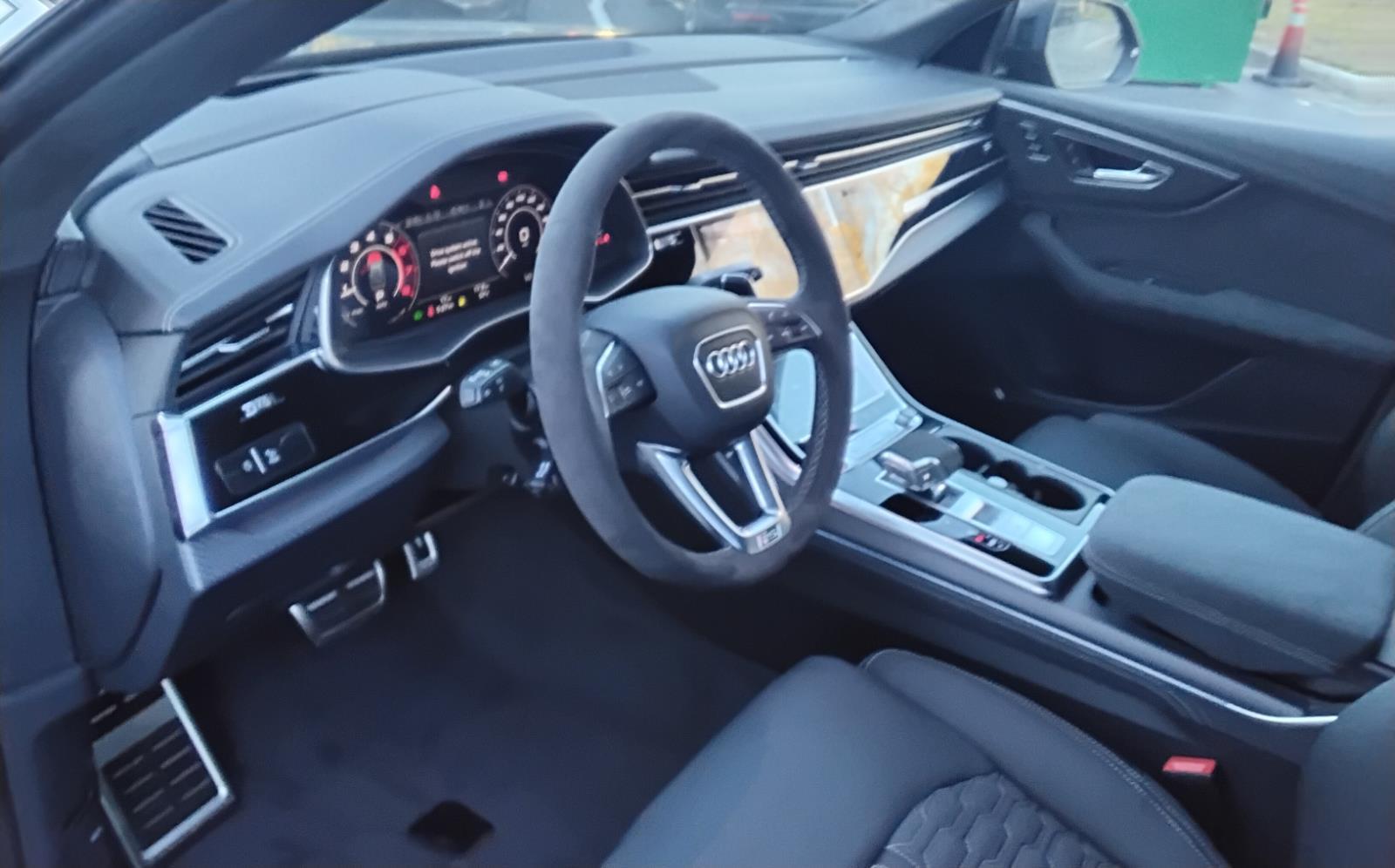 2026 Audi RS Q8 performance