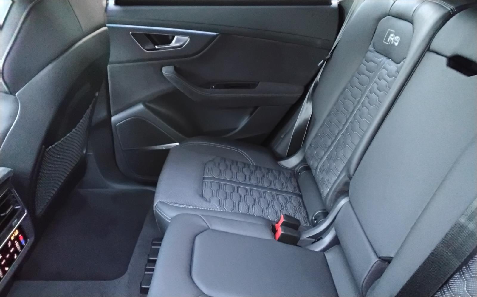 2026 Audi RS Q8 performance