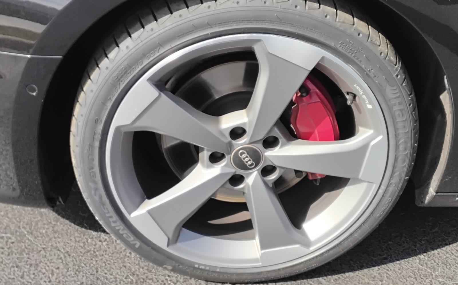 2023 Audi A4 Sedan S line Prestige