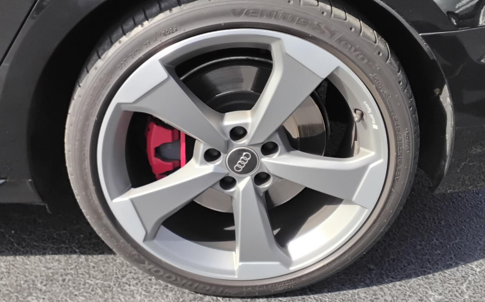 2023 Audi A4 Sedan S line Prestige