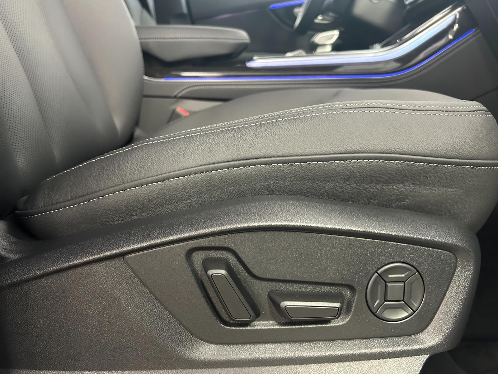 2026 Audi Q8 Premium Plus