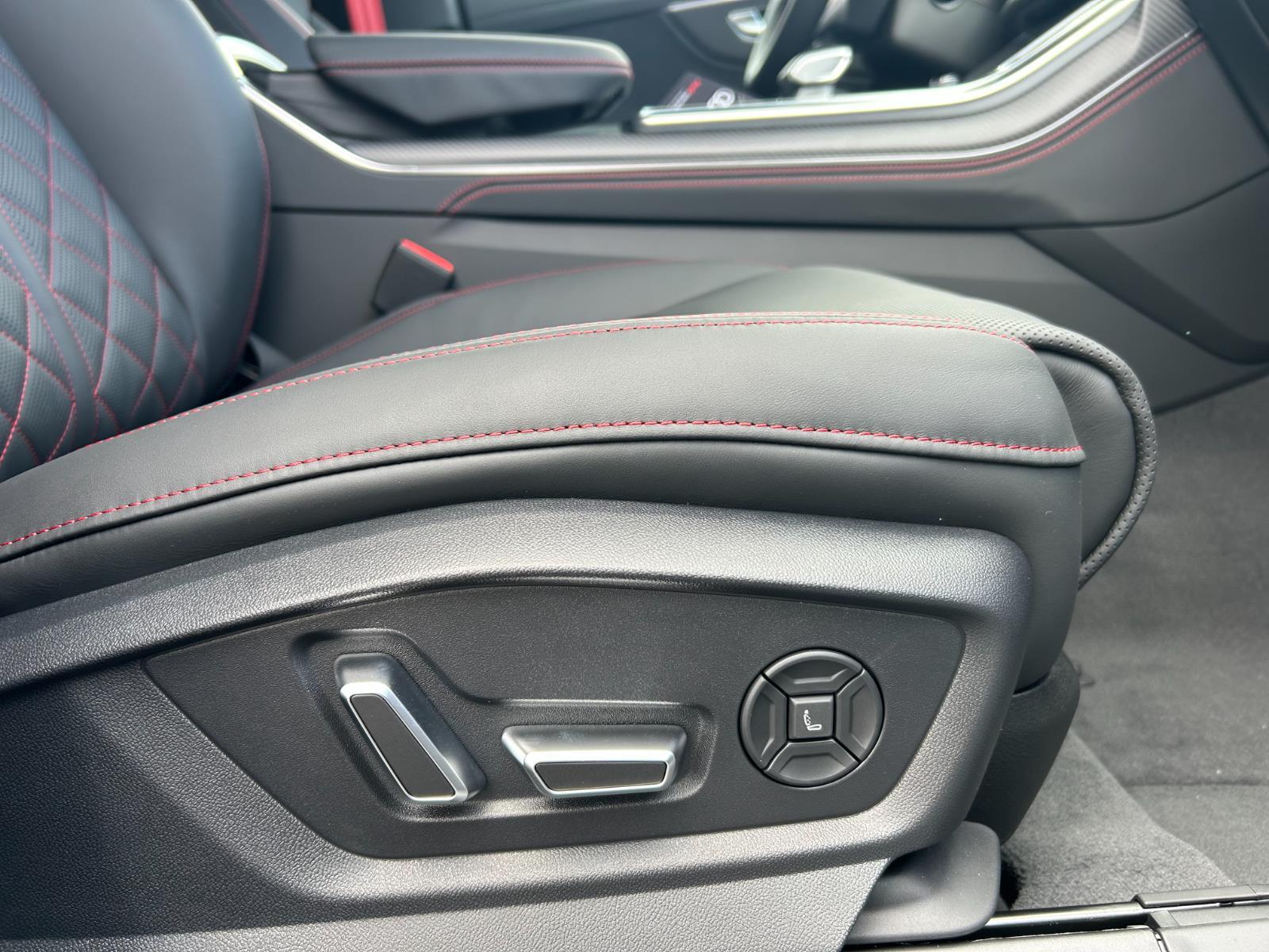 2026 Audi SQ8 Prestige