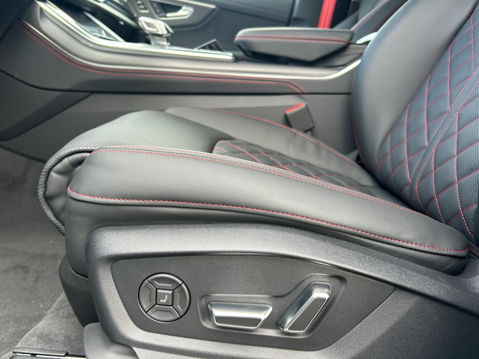 2026 Audi SQ8 Prestige
