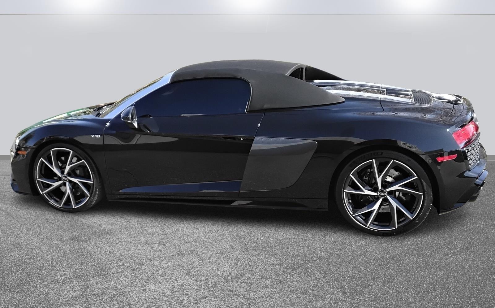 2023 Audi R8 Spyder V10 performance
