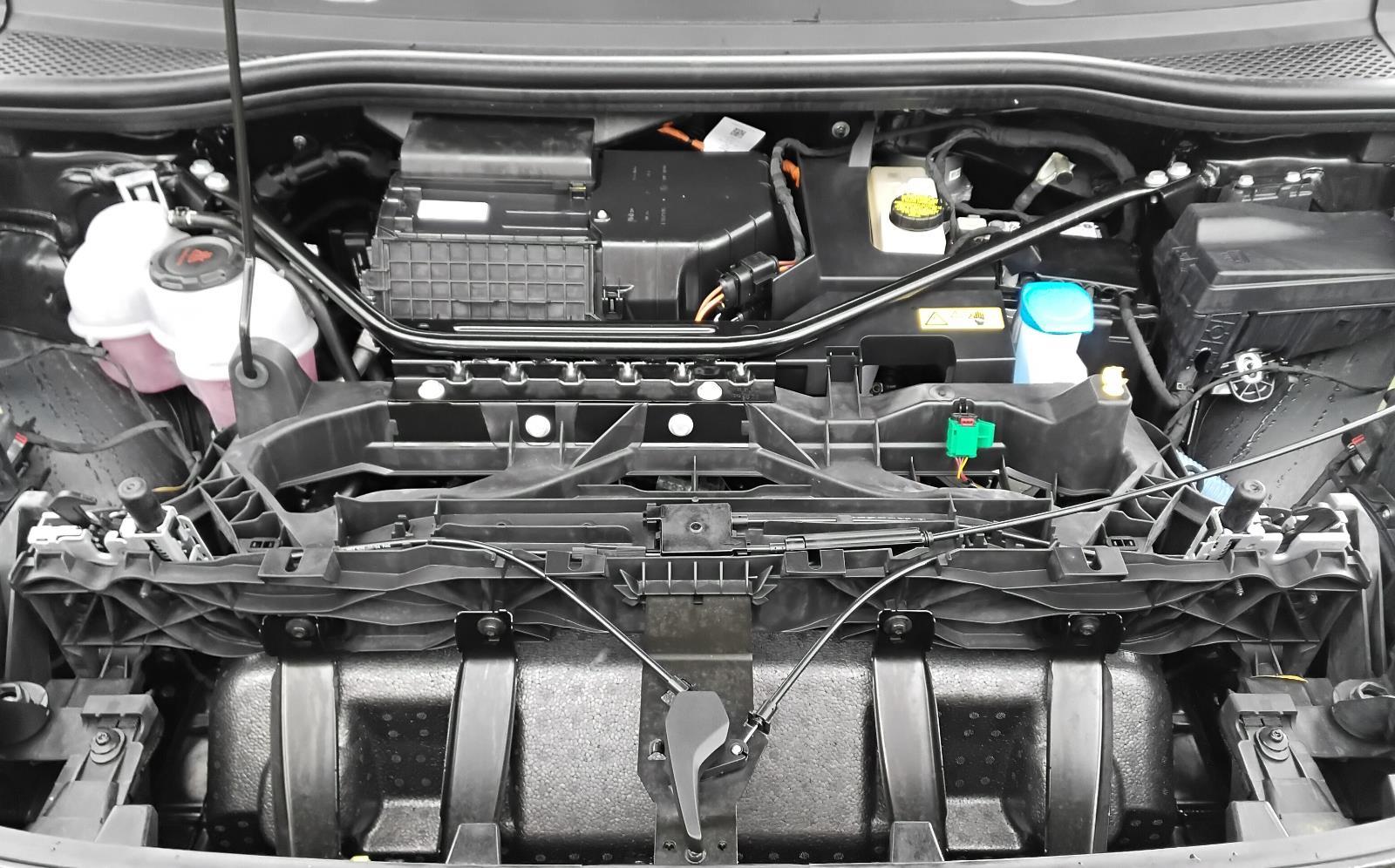 2025 Audi Q4 e-tron Premium