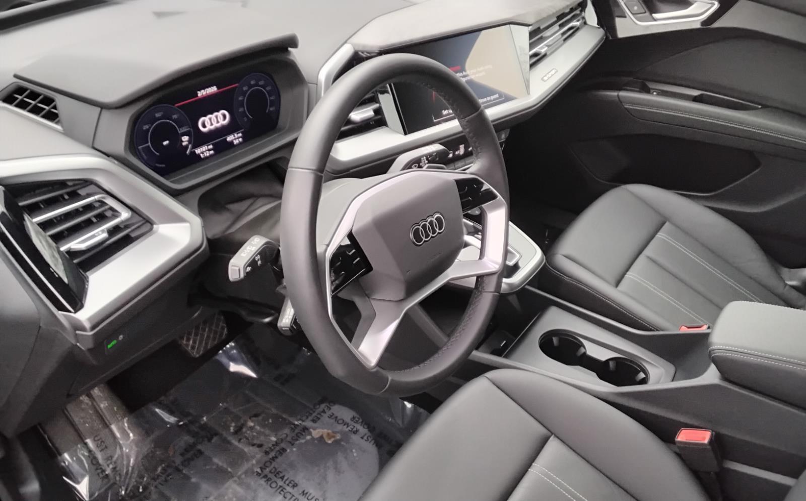 2025 Audi Q4 e-tron Premium