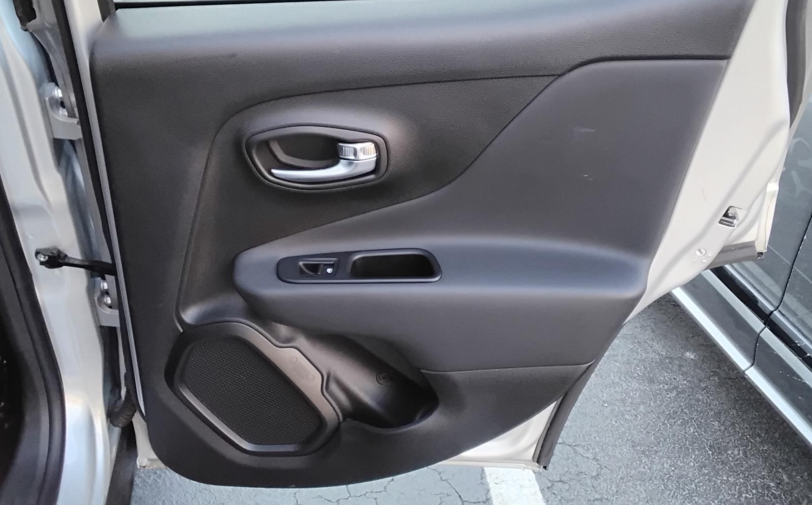 2021 Jeep Renegade Trailhawk