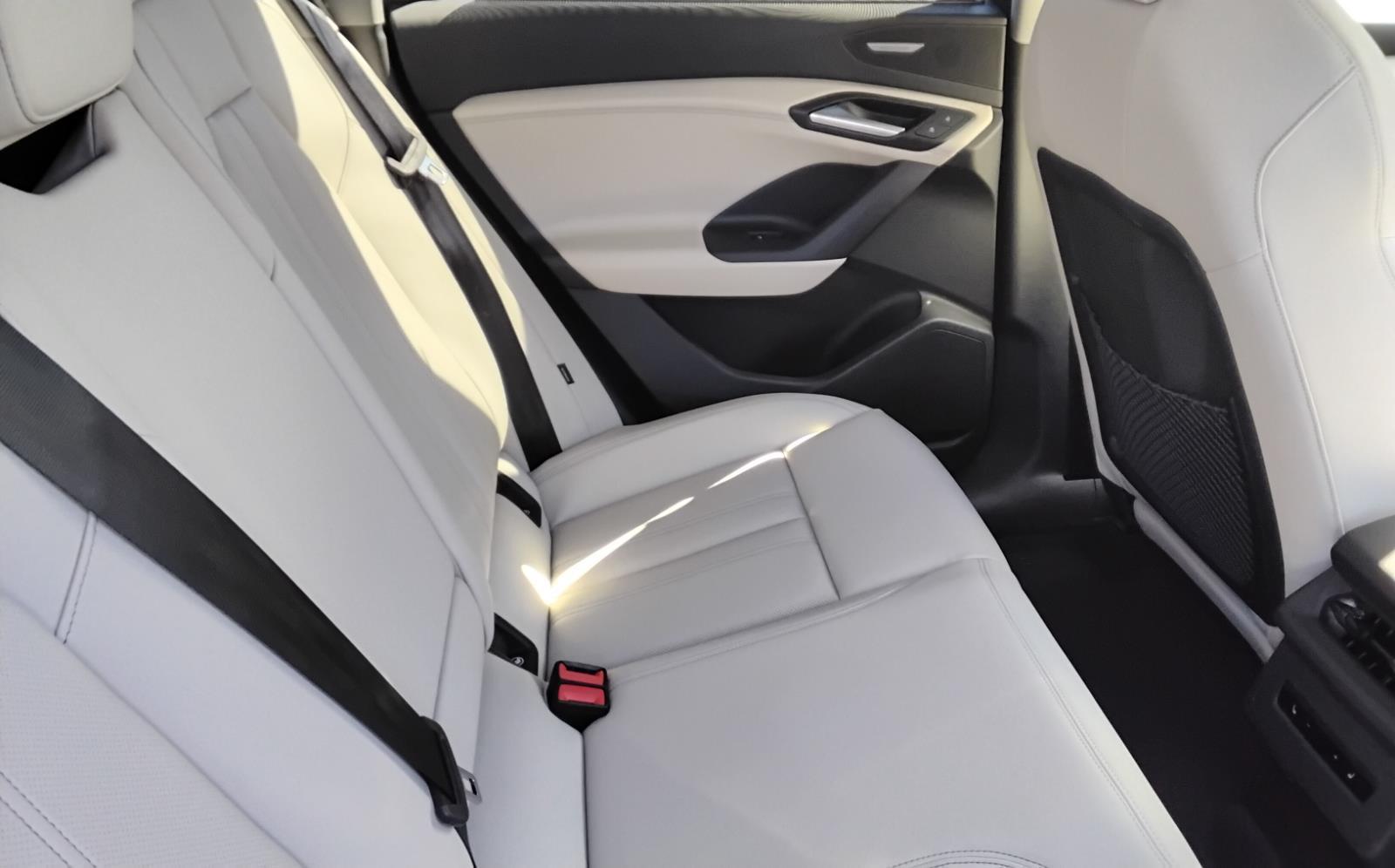 2025 Audi Q6 e-tron Premium Plus