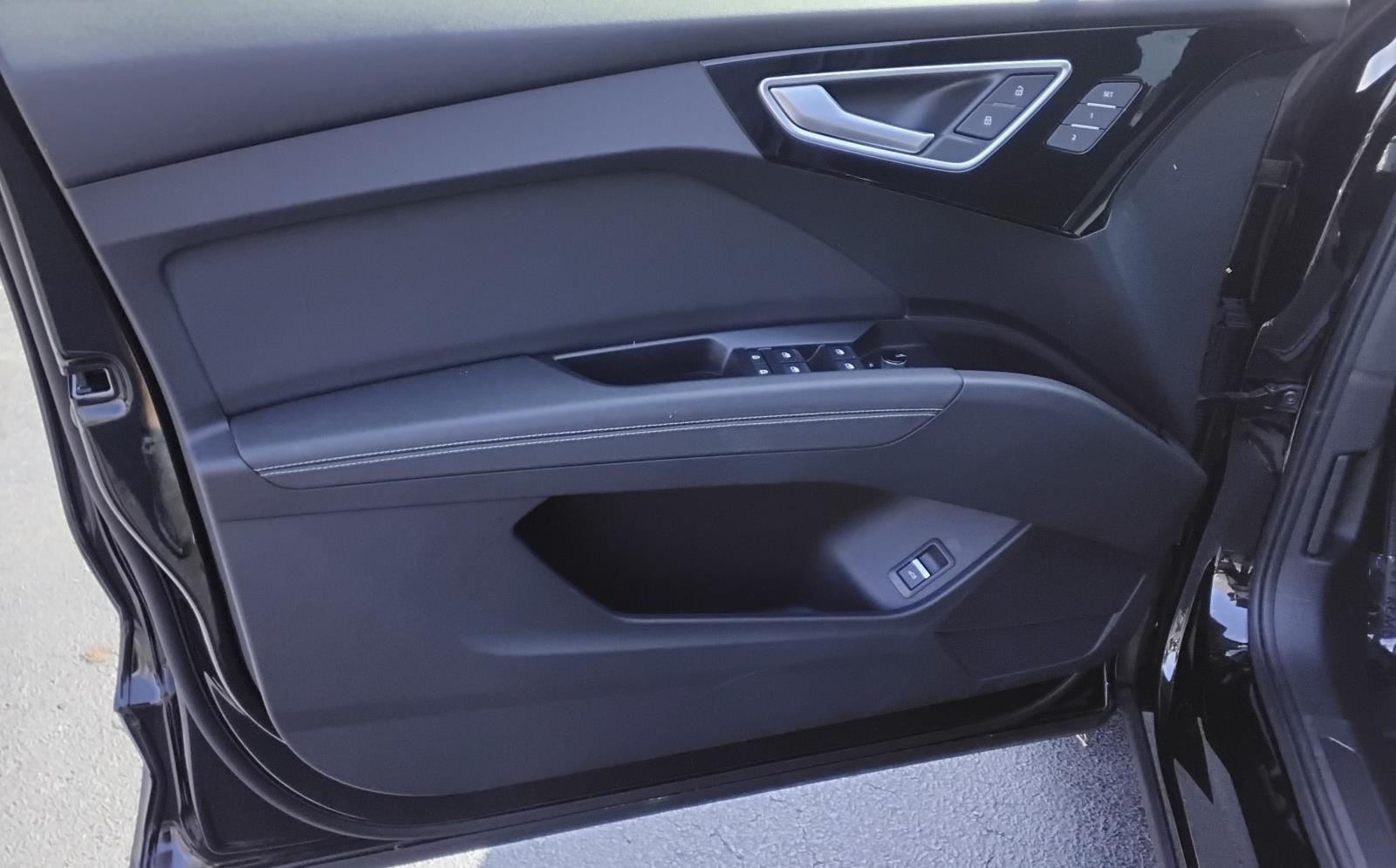 2024 Audi Q4 e-tron Sportback Premium Plus