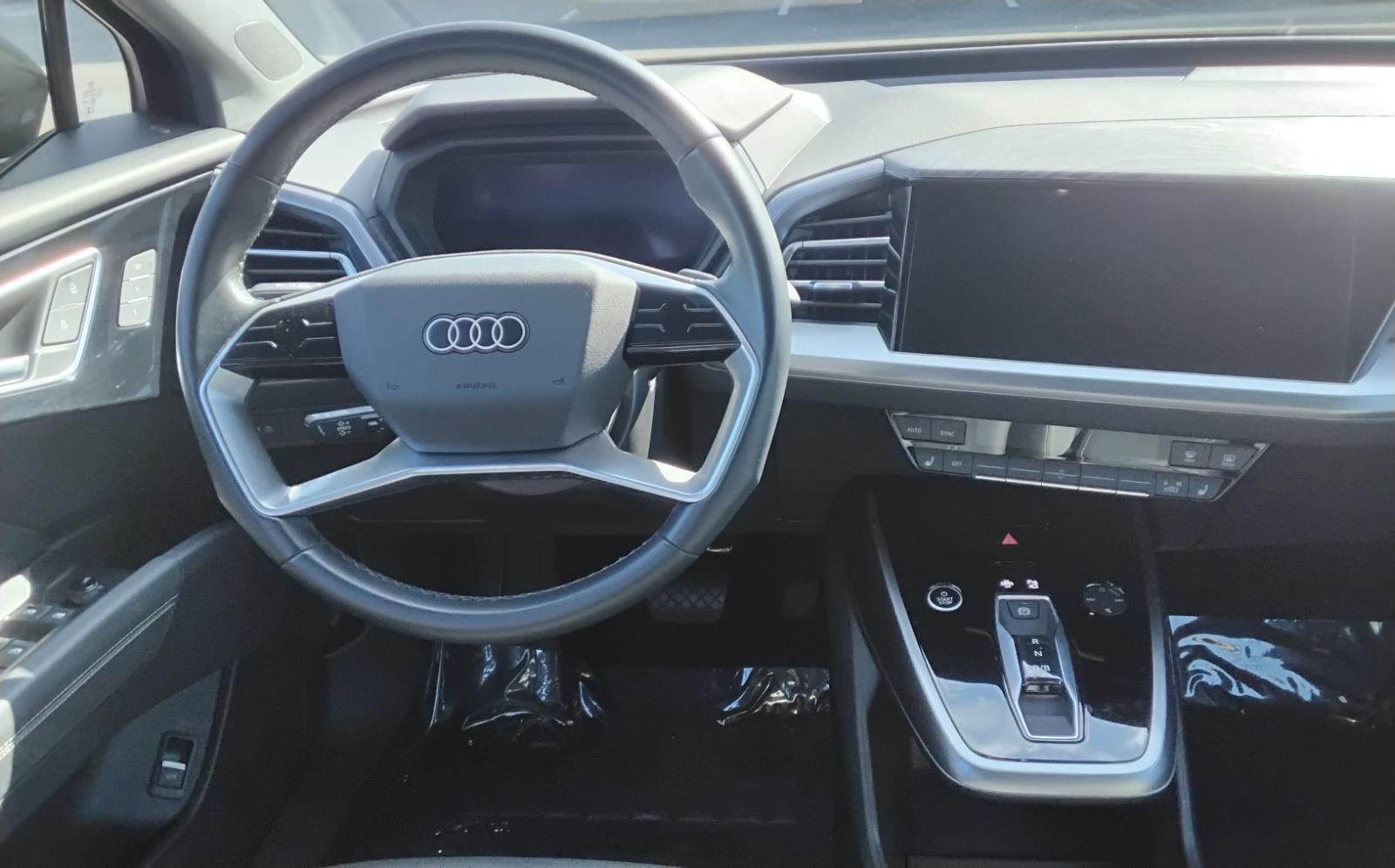 2024 Audi Q4 e-tron Sportback Premium Plus